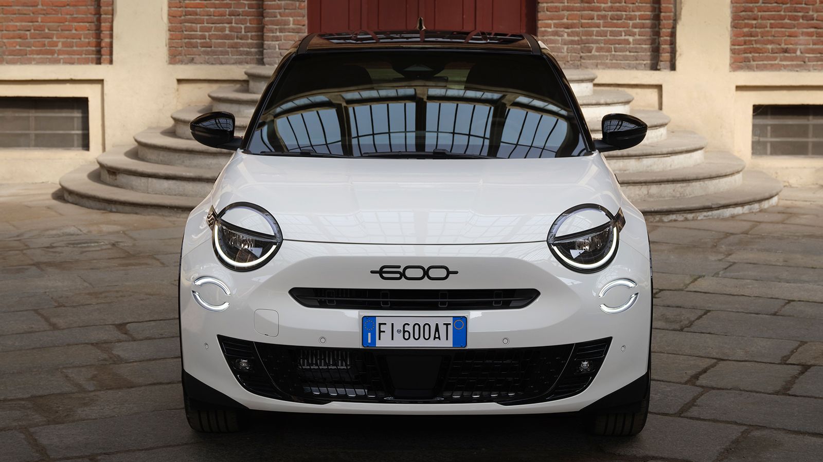 Fiat 600: Νέο «βασικό» μοτέρ βενζίνης και ειδική έκδοση Street Edition